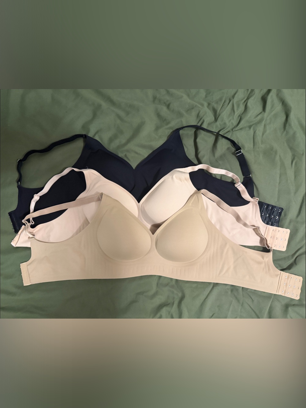 Seamless Wireless Everyday Bra—set of 3